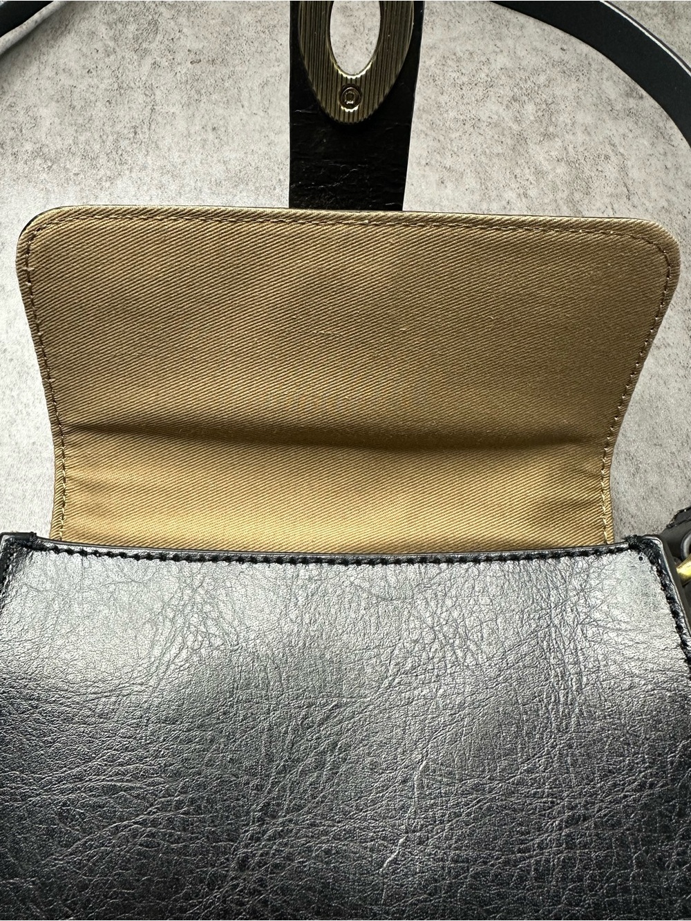 Kelsi Dagger Brooklyn Black Leather Crossbody Bag Gold Turn Lock - Picture 5 of 6